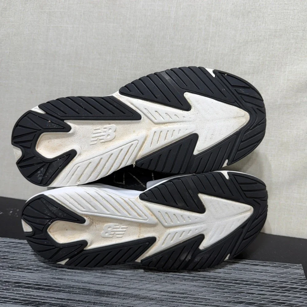 New Balance Rave Run V2 Shoes - Womens 6.5 - Black DynaSoft Running